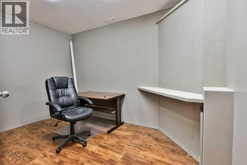 5224 48 Avenue - Photo 35