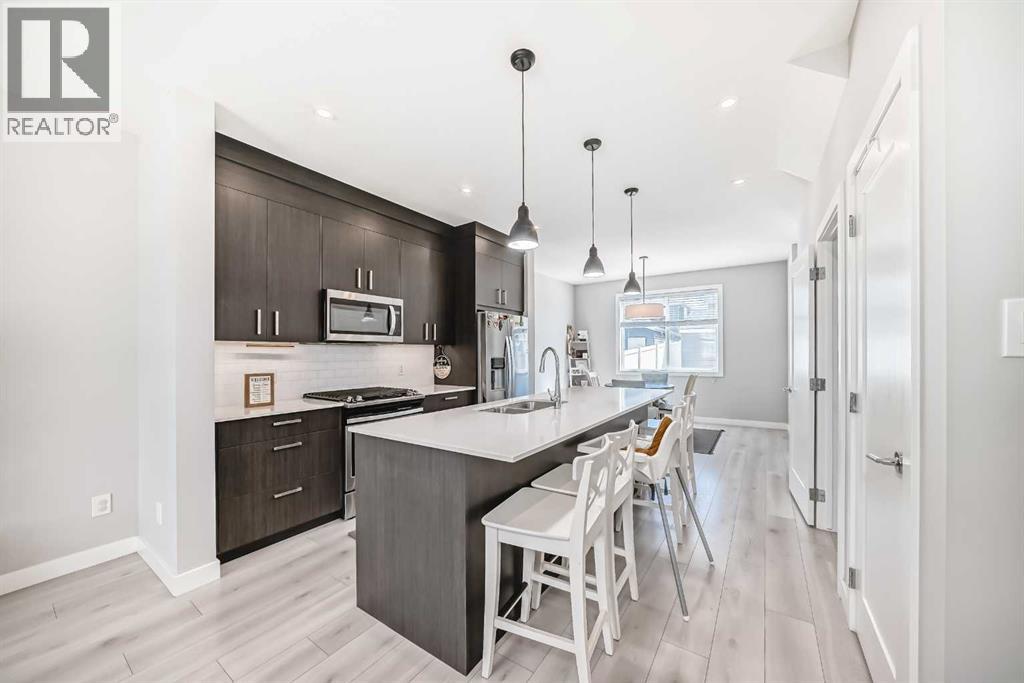 120 CHELSEA Drive - 6