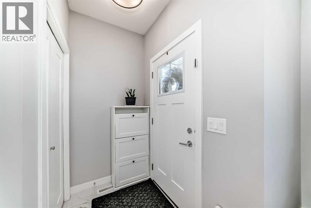 120 CHELSEA Drive - 5