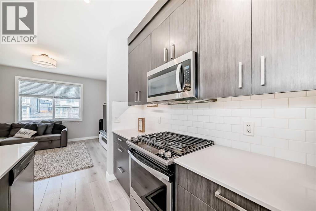 120 CHELSEA Drive - 9