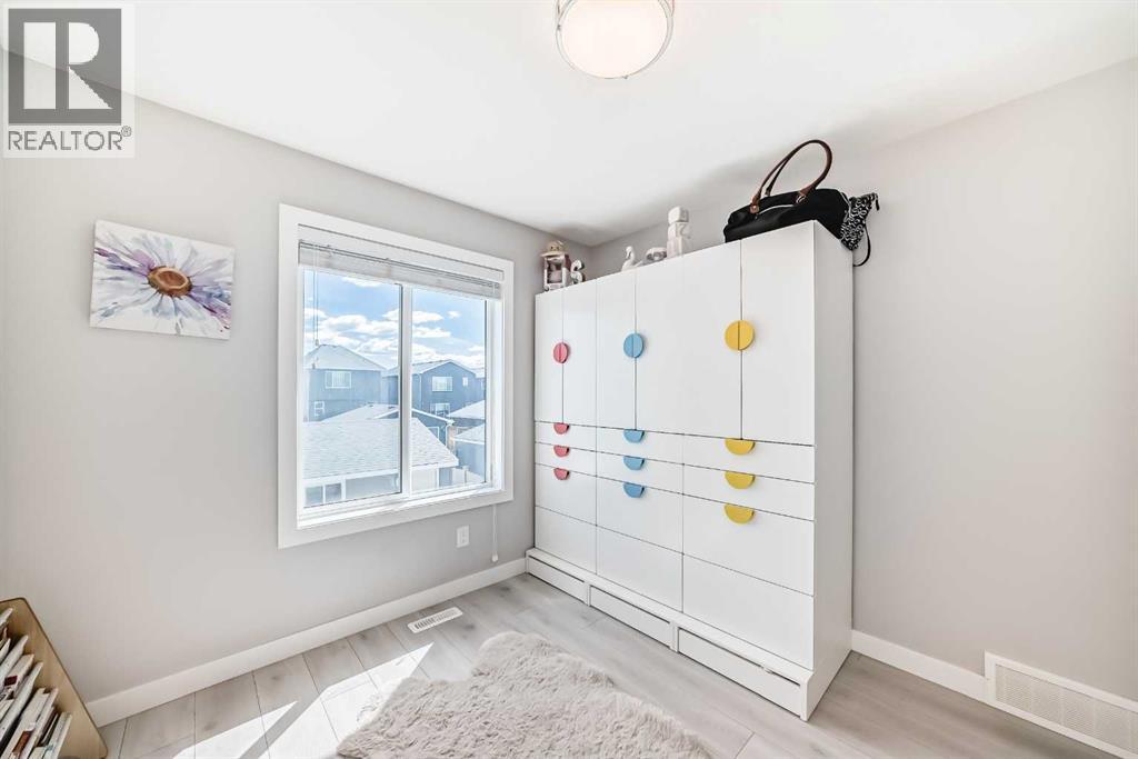 120 CHELSEA Drive - 30