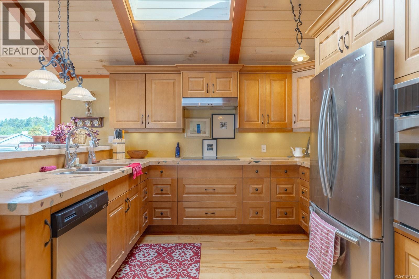 1781 Cowichan Bay Rd - 12