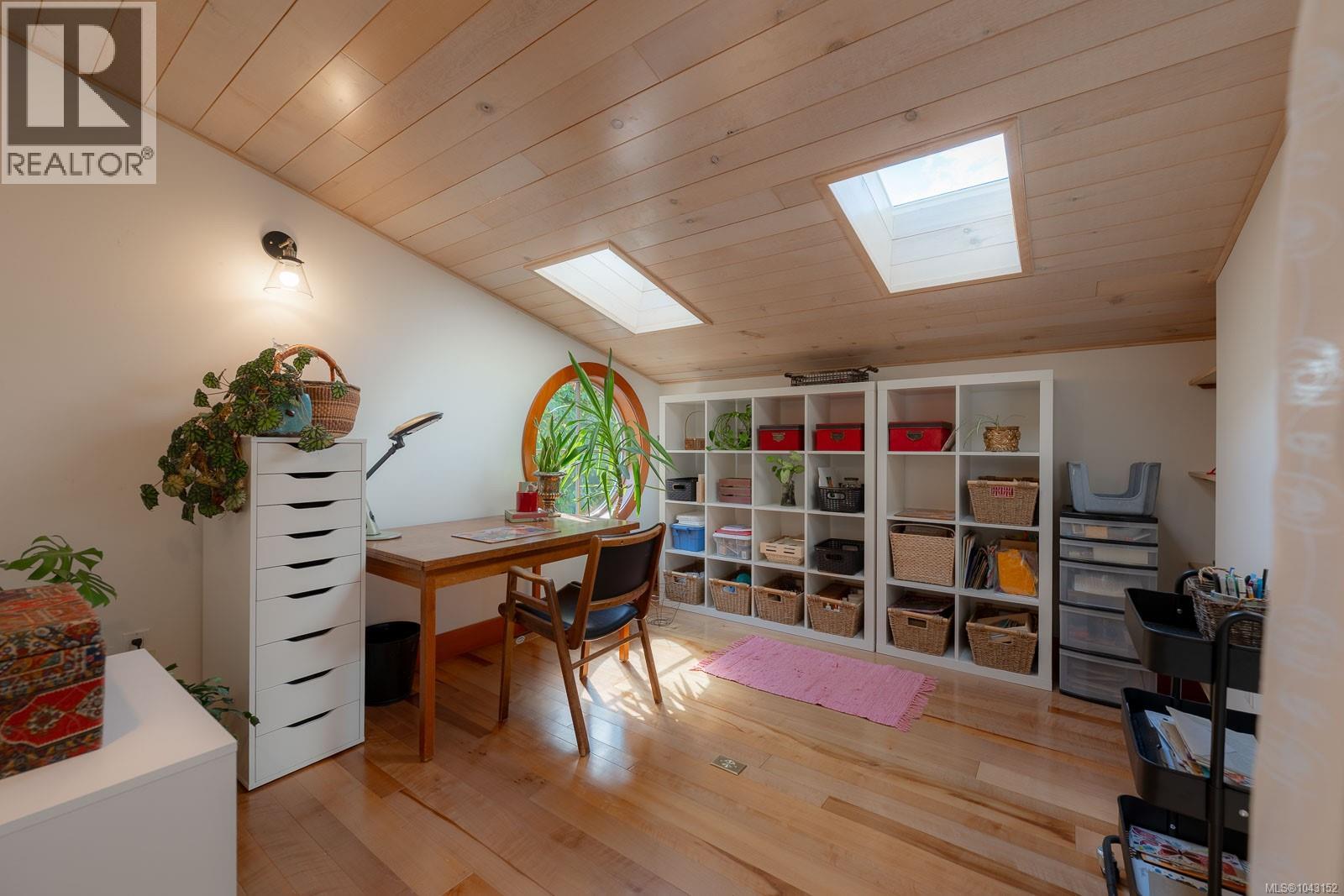 1781 Cowichan Bay Rd - 27