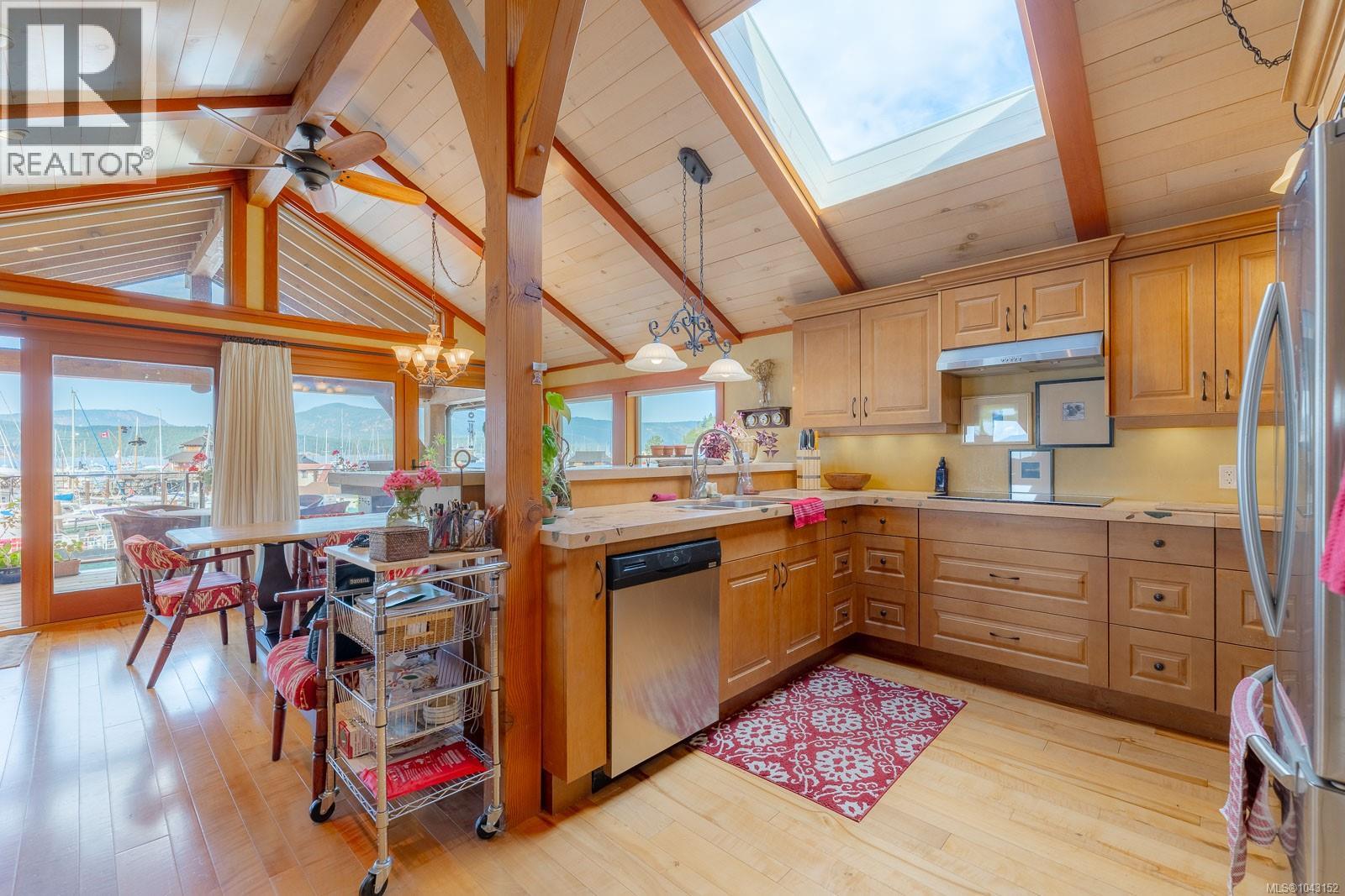 1781 Cowichan Bay Rd - Image 13