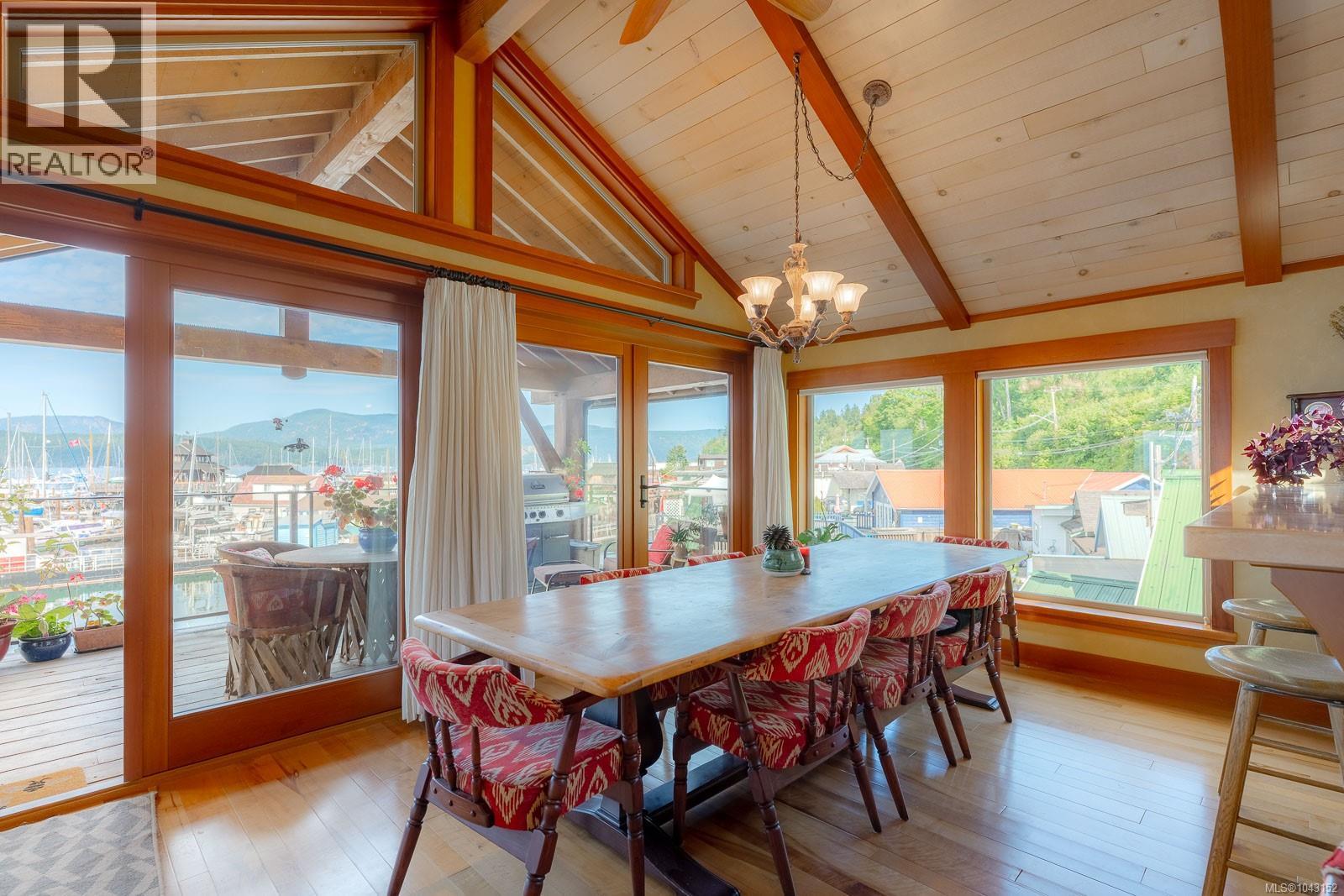 1781 Cowichan Bay Rd - 15
