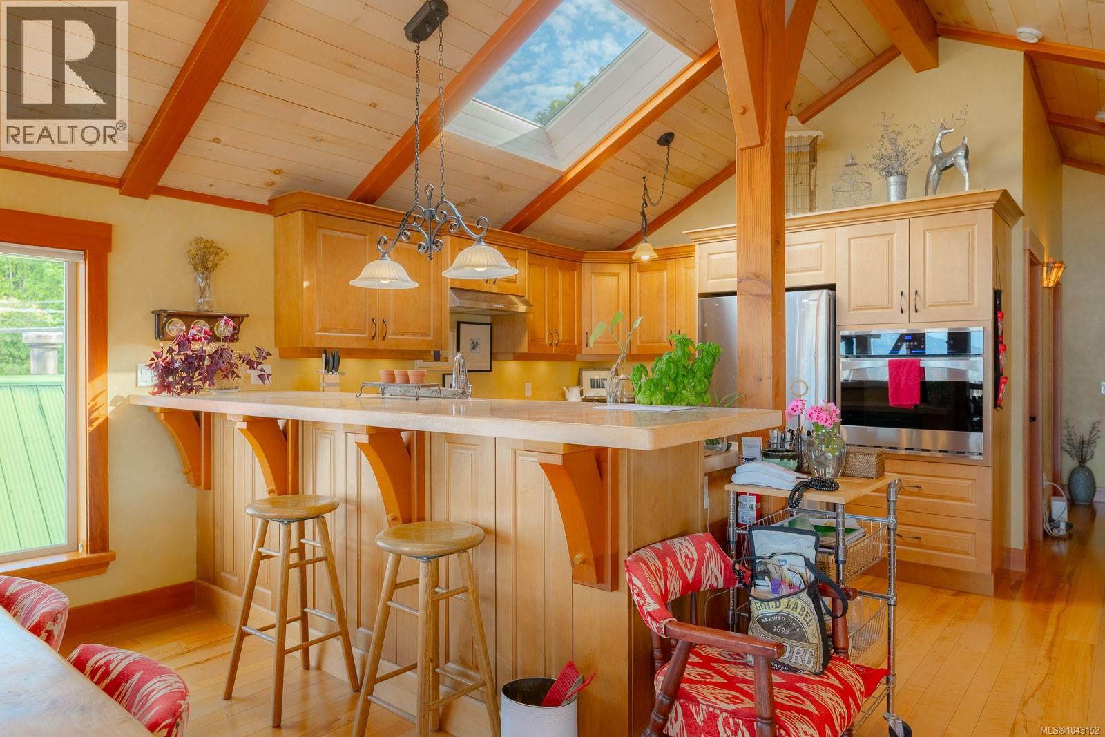 1781 Cowichan Bay Rd - 18