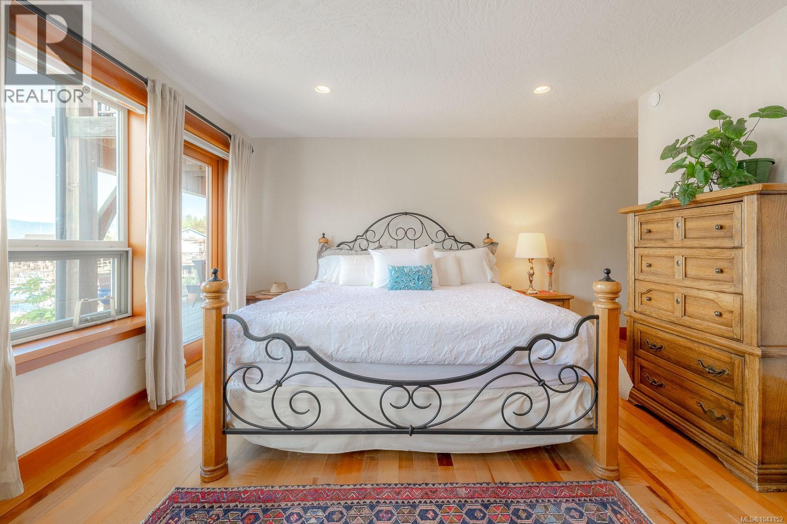 1781 Cowichan Bay Rd - 34