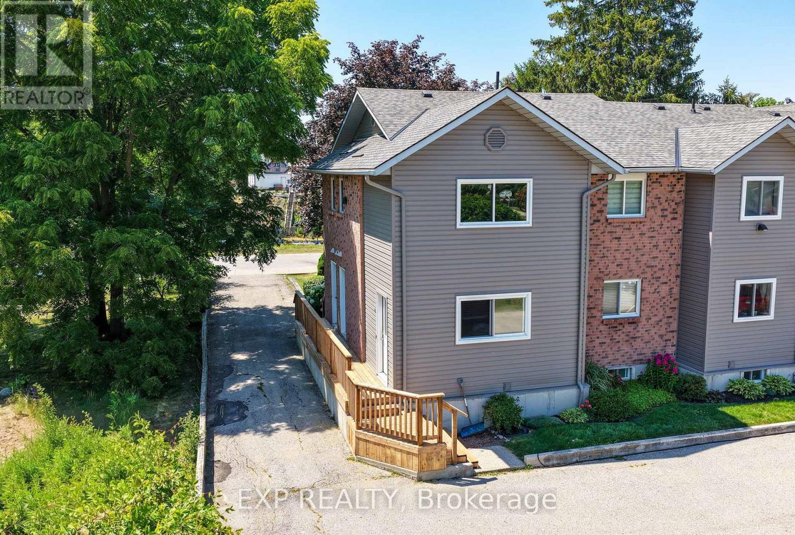 #8 18 SAUBLE RIVER ROAD - 31