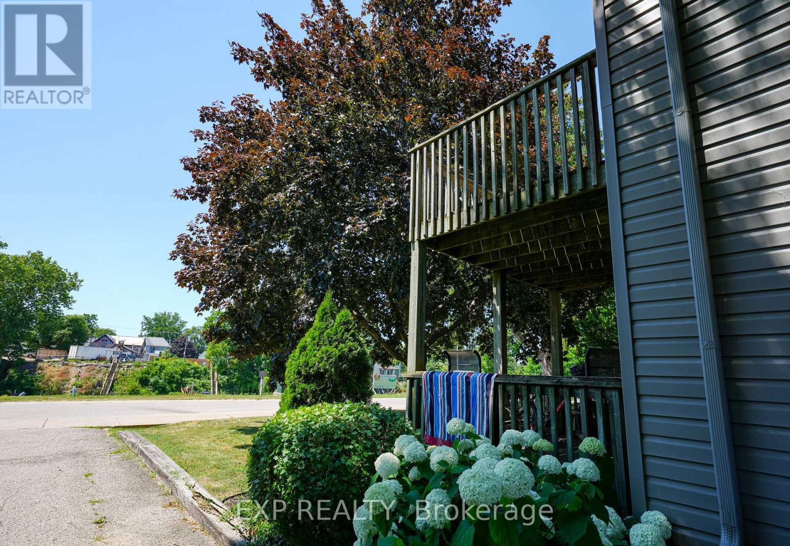 #8 18 SAUBLE RIVER ROAD - 32