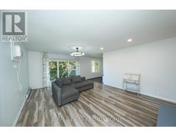 8 - 18 Sauble River Road, Lambton Shores, ON N0M1T0 Photo 9