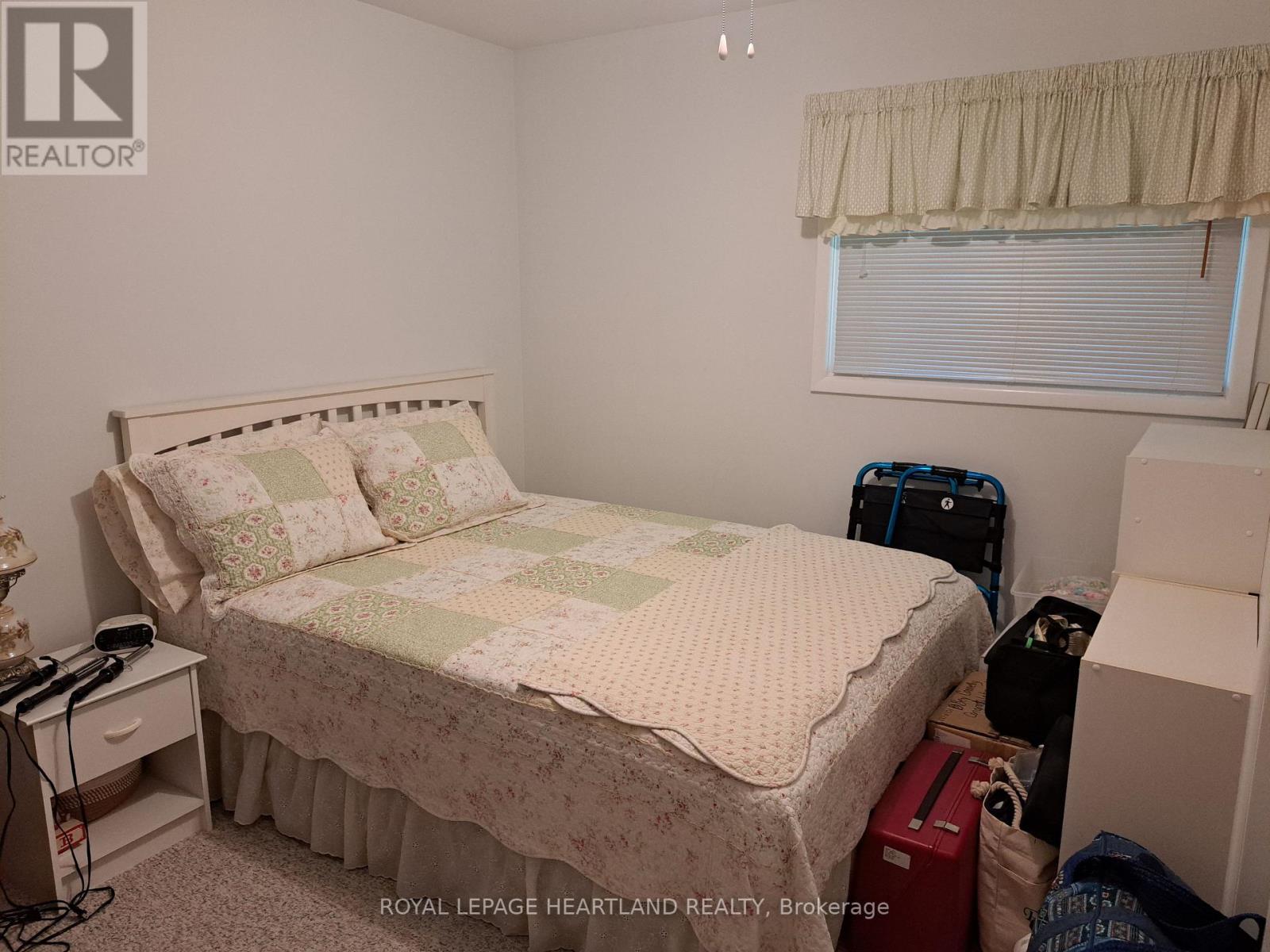 154 THOMAS STREET - 16