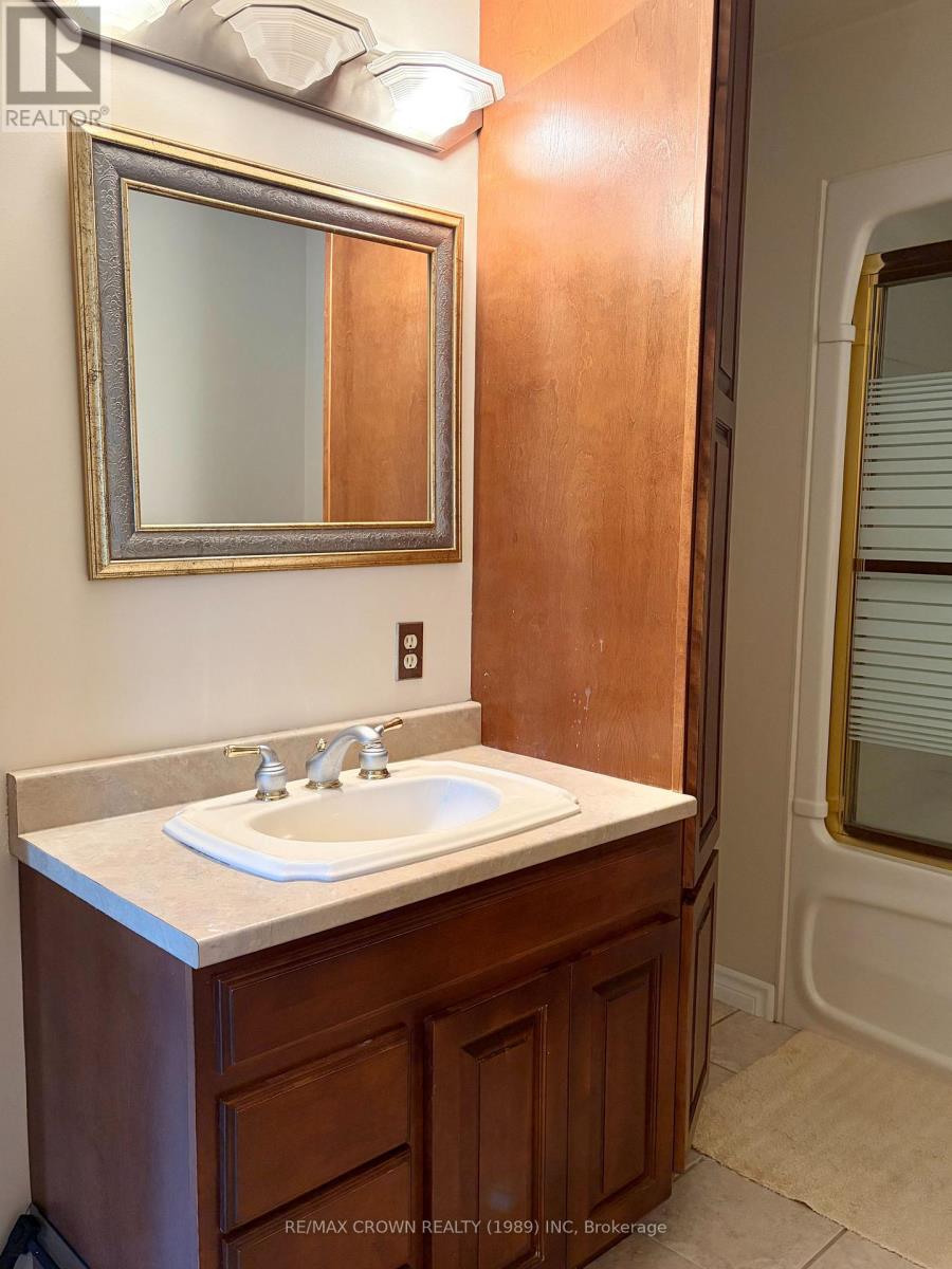 810 LAFOREST ROAD - 31