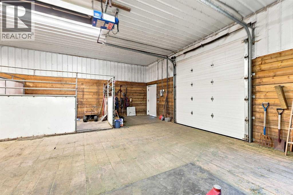 386124 64 Street W - Image 38