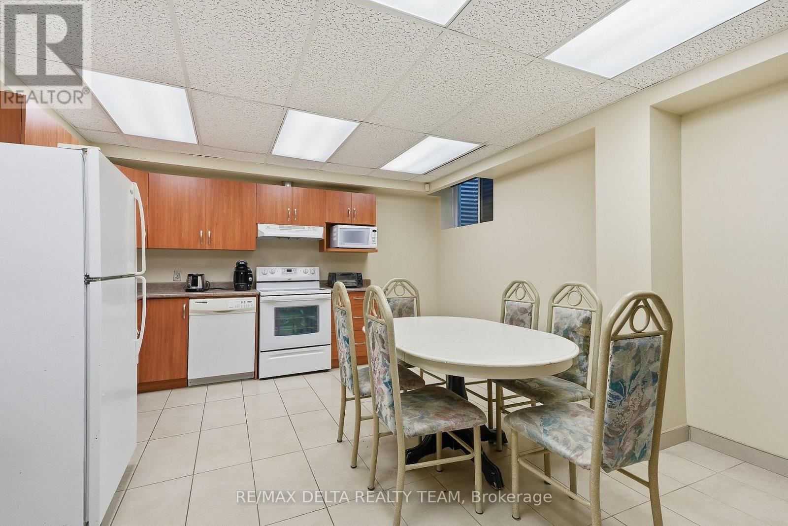 Commercial Condos for Rent in Ottawa – 784 TAYLOR CREEK DRIVE, Ottawa – By Peter Sagos - Image 24