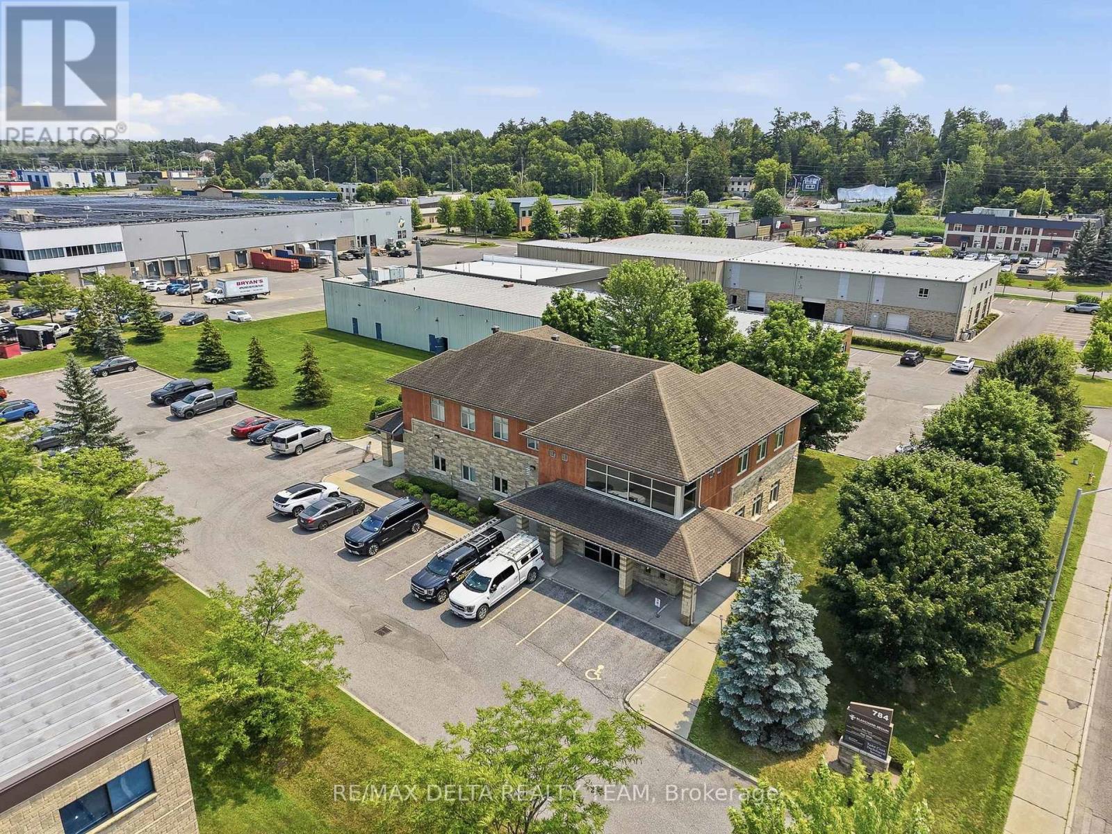 Commercial Condos for Rent in Ottawa – 784 TAYLOR CREEK DRIVE, Ottawa – By Peter Sagos - Image 29