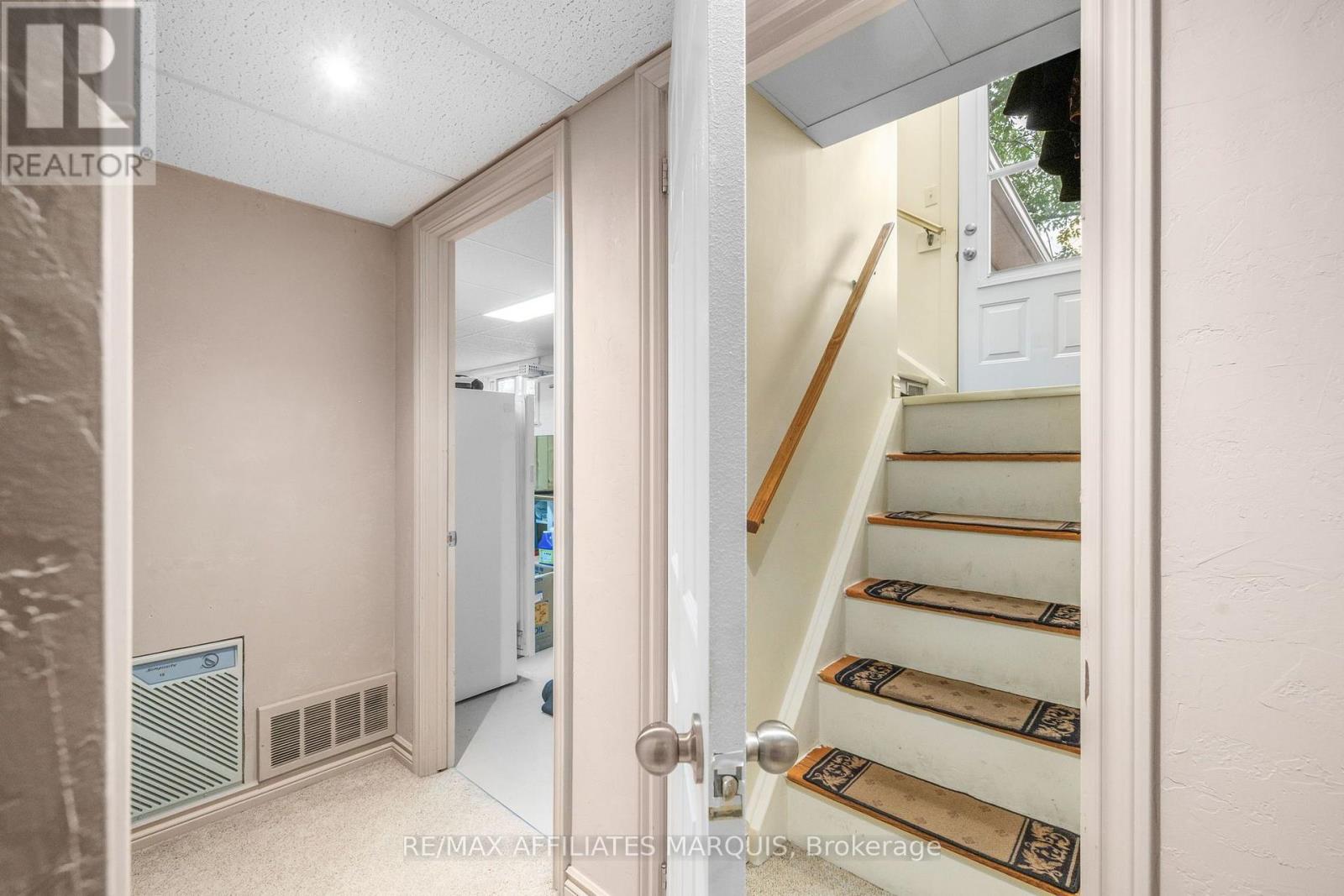 57 GOLF CLUB ROAD - Image 33