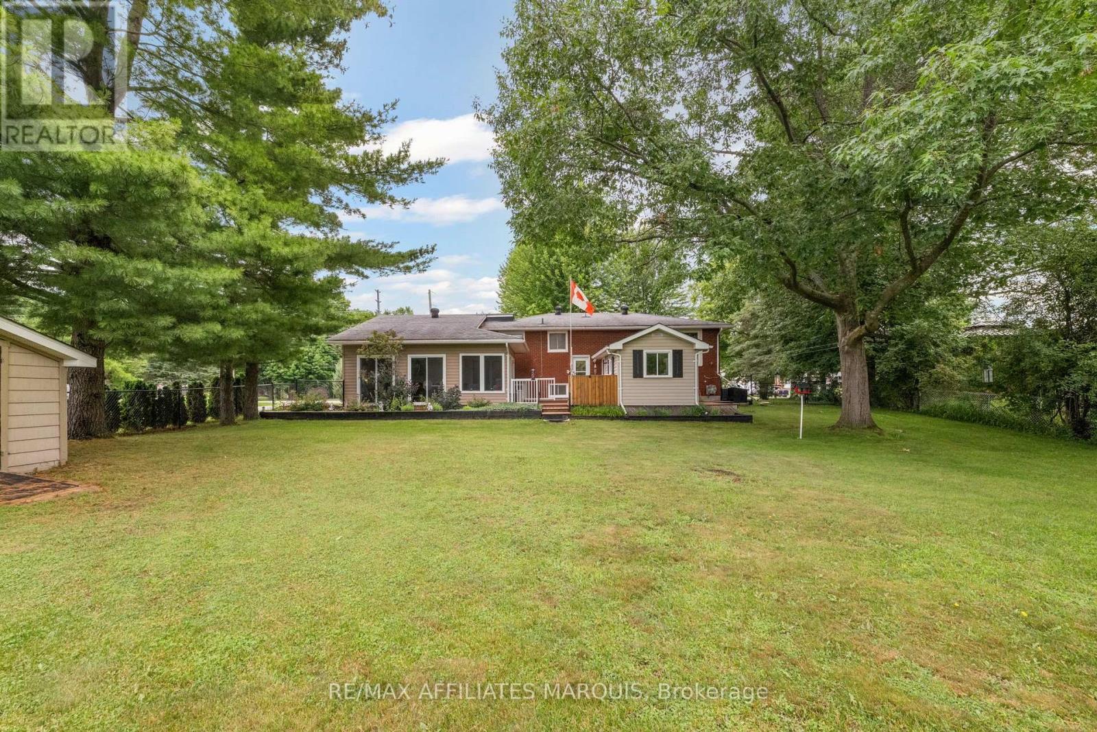 57 GOLF CLUB ROAD - Image 37