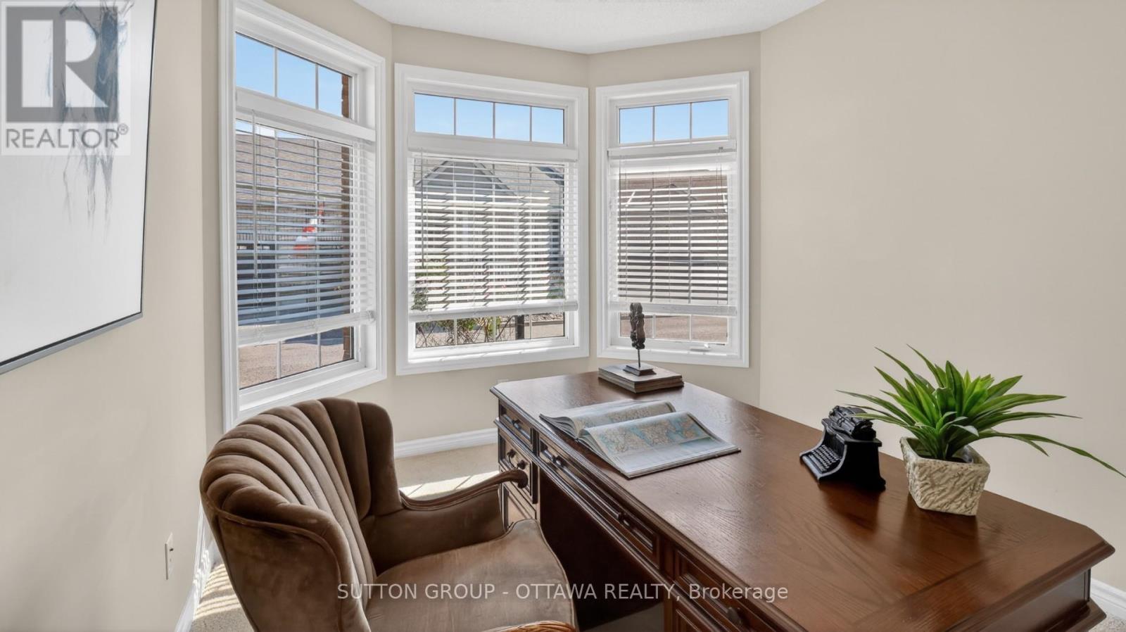 104 PASSAGEWAY PRIVATE - 10