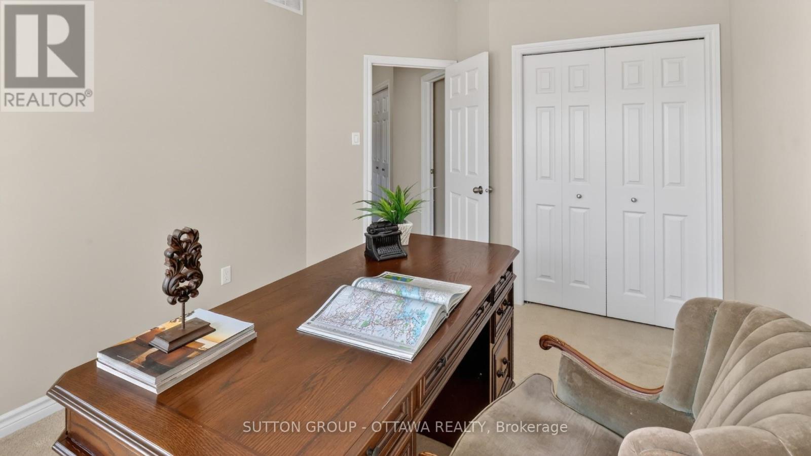 104 PASSAGEWAY PRIVATE - 11