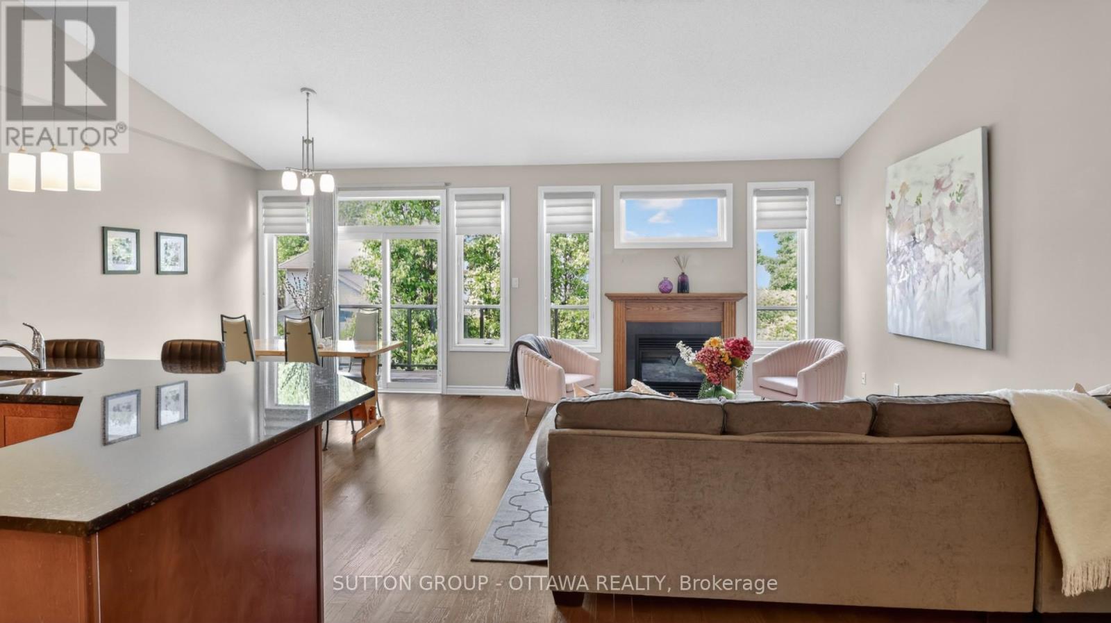 104 PASSAGEWAY PRIVATE - 13