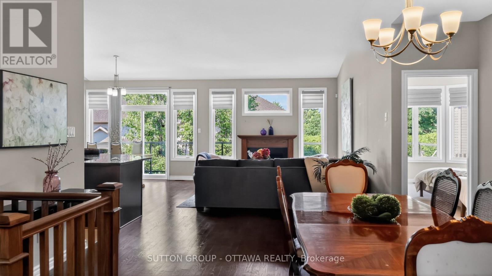 104 PASSAGEWAY PRIVATE - 14