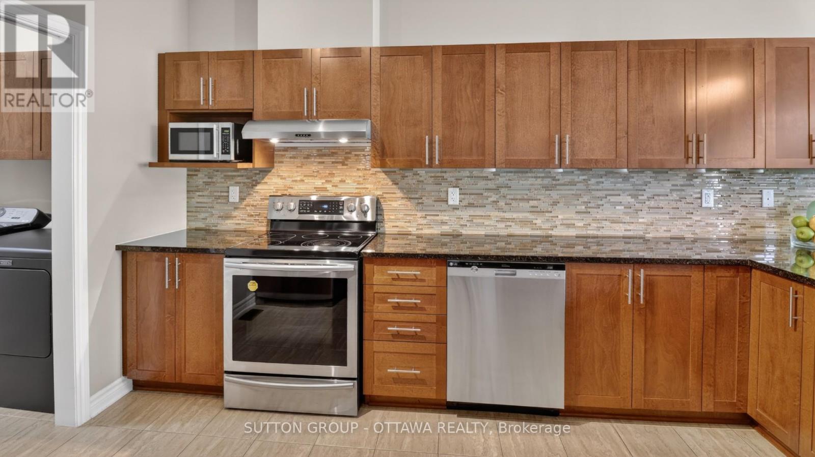 104 PASSAGEWAY PRIVATE - 19