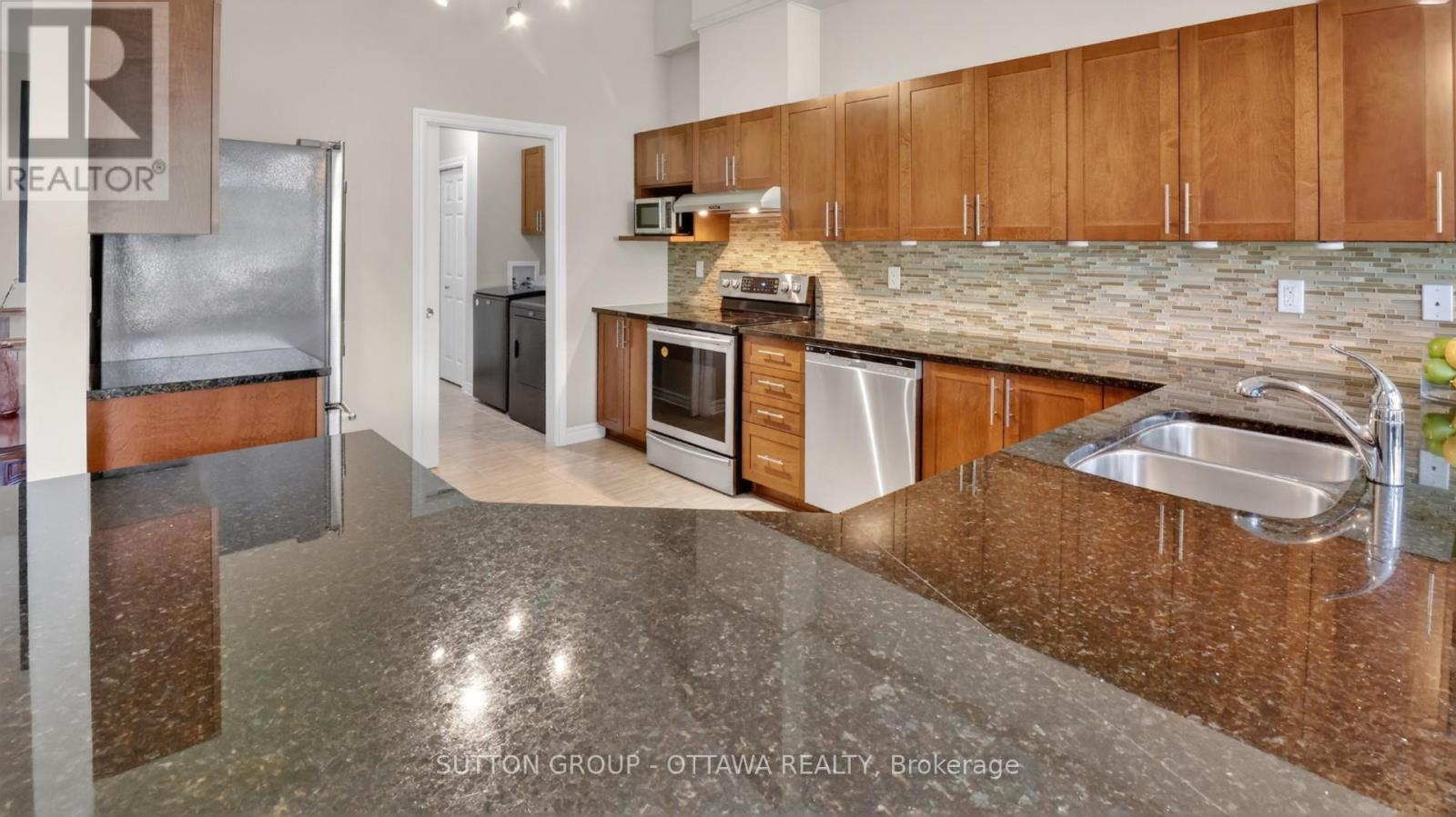 104 PASSAGEWAY PRIVATE - 20