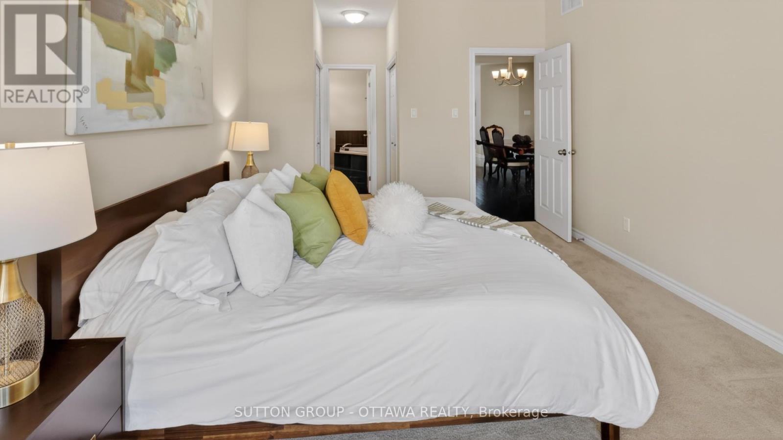 104 PASSAGEWAY PRIVATE - 27