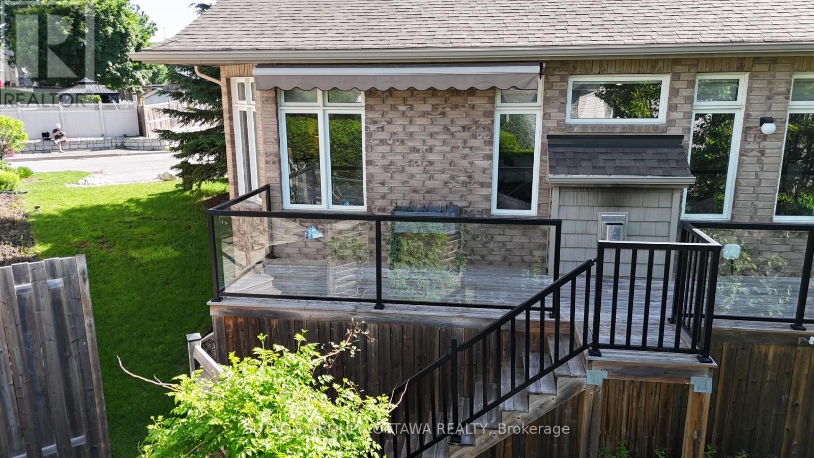 104 PASSAGEWAY PRIVATE - 43