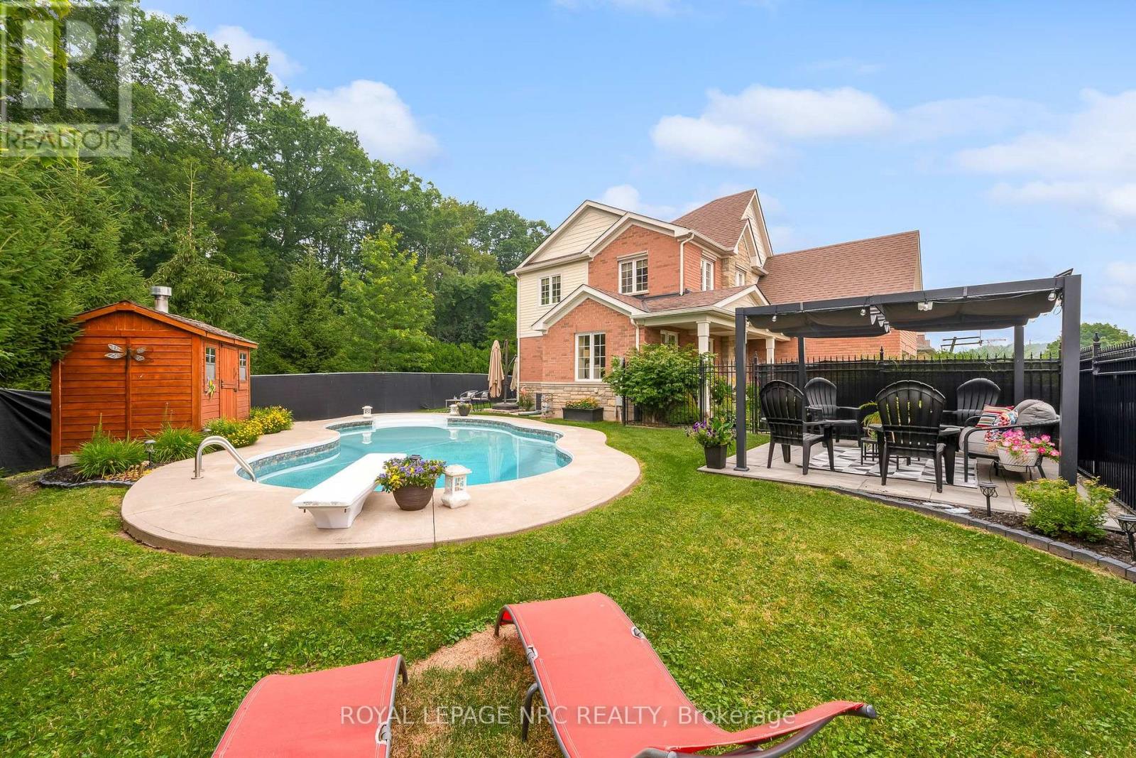 6697 ST. MICHAEL AVENUE - 32