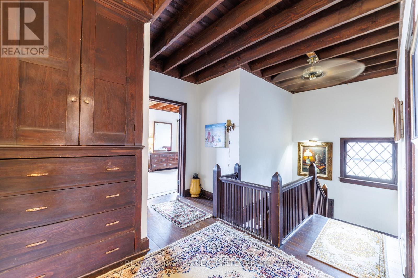 725 POINT ABINO ROAD S - Image 20
