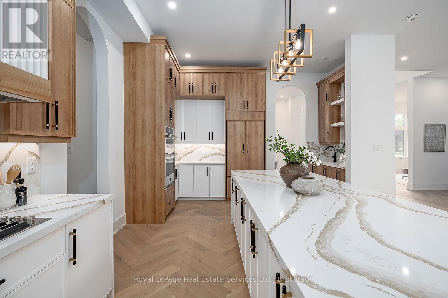 302 TUCK DRIVE - Image 14