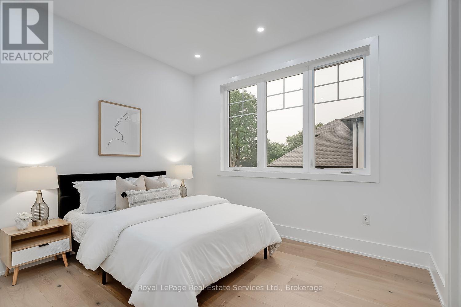 302 TUCK DRIVE - Image 32