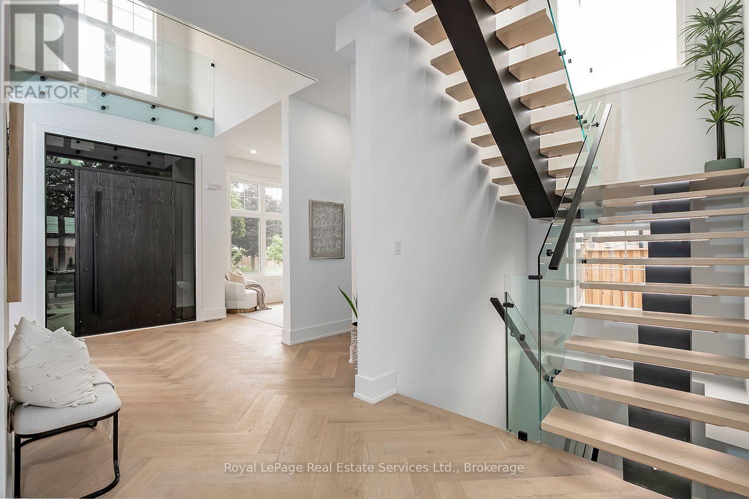 Modern open riser stairs