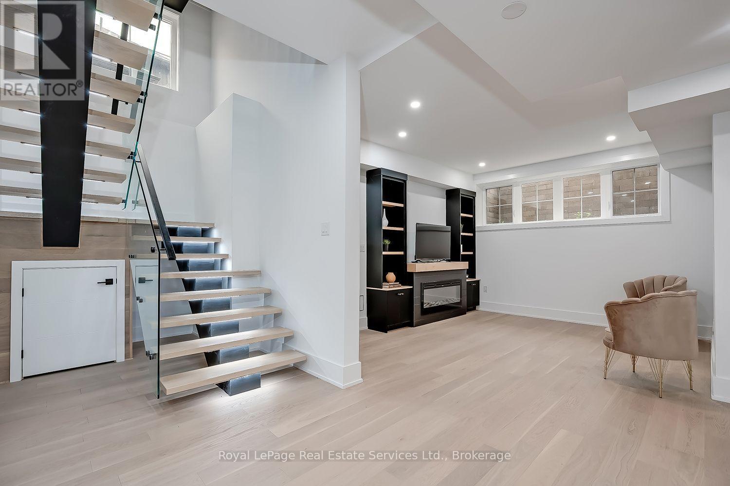 302 TUCK DRIVE - Image 41
