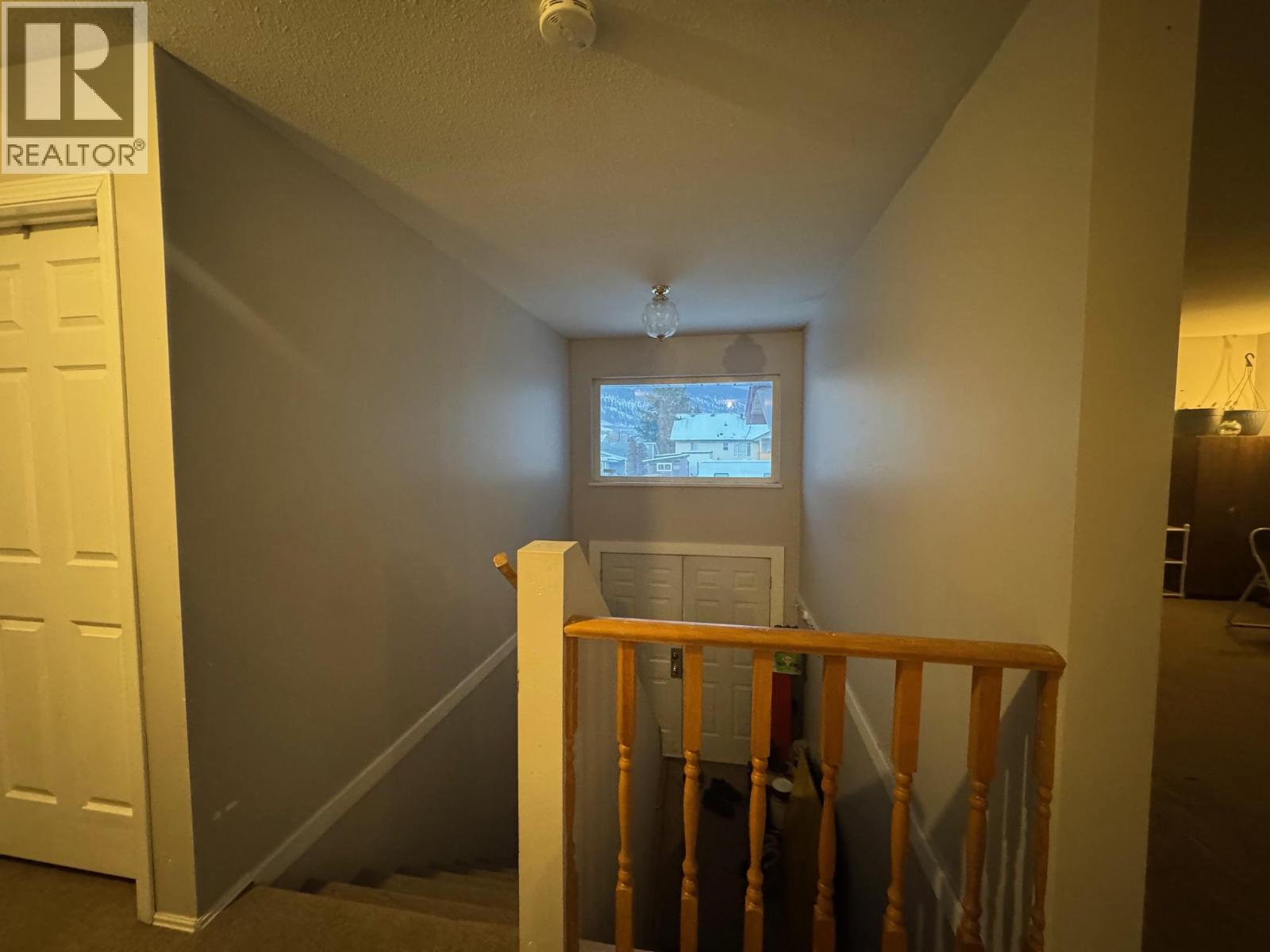 1407 Fir Avenue - 7