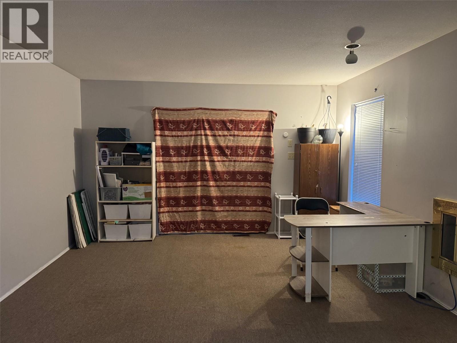 1407 Fir Avenue - 5