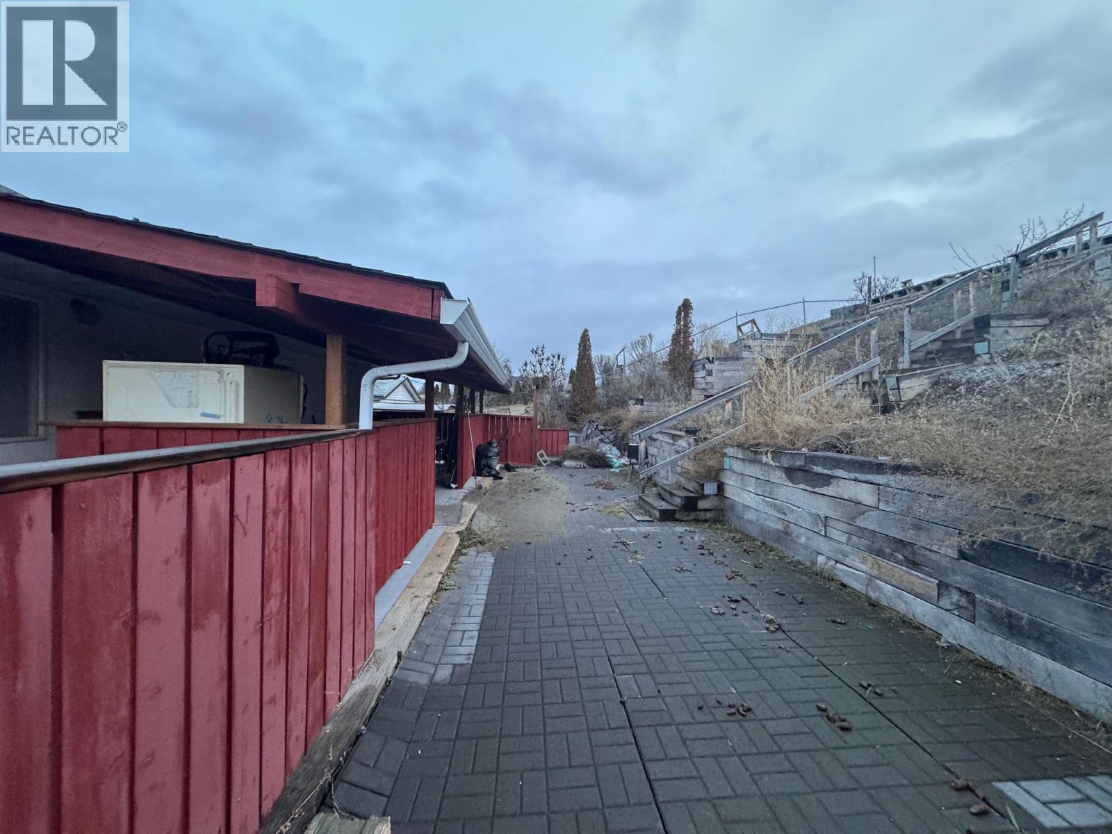 1407 Fir Avenue - 22