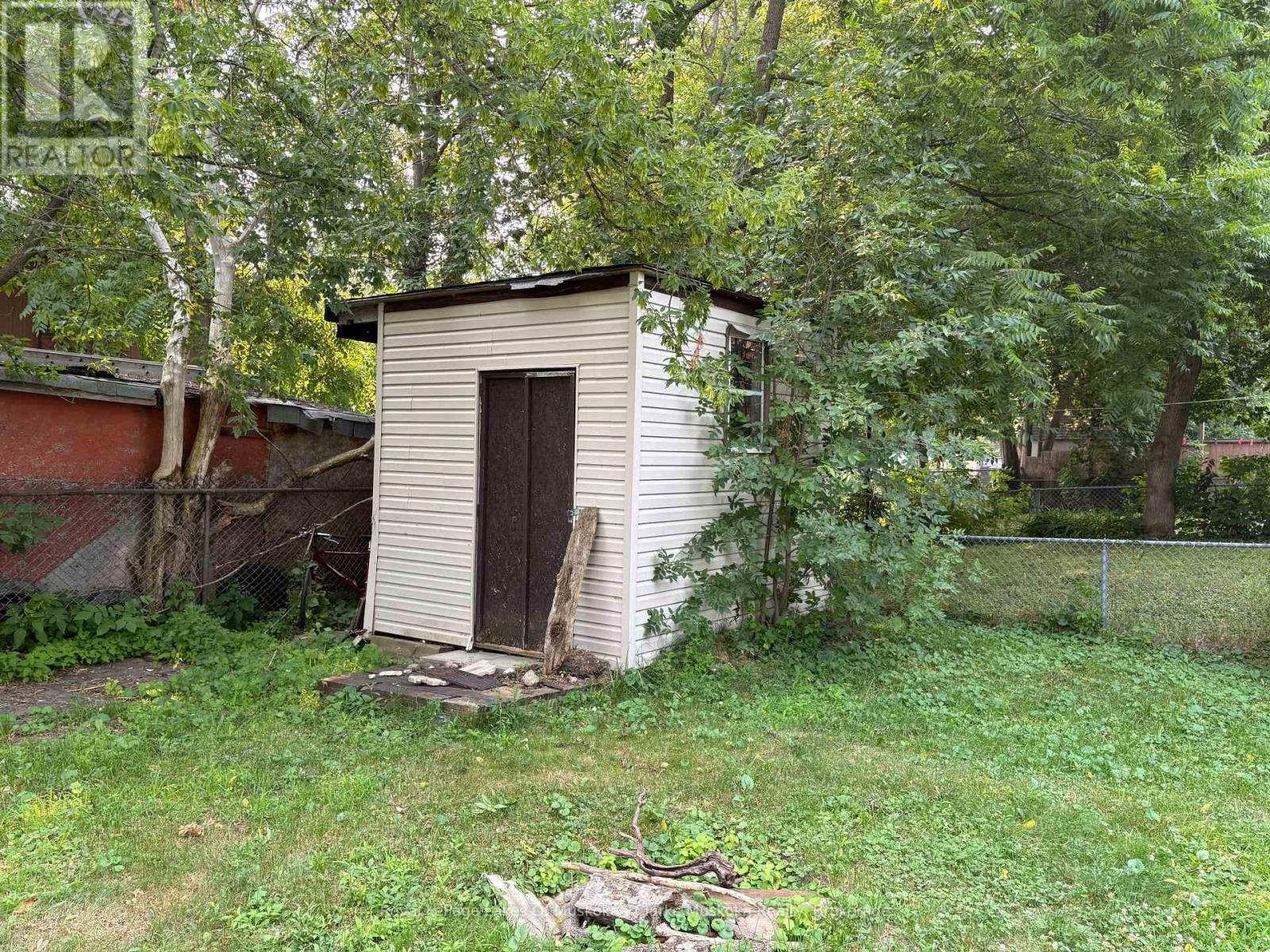361 FITTON STREET - 4