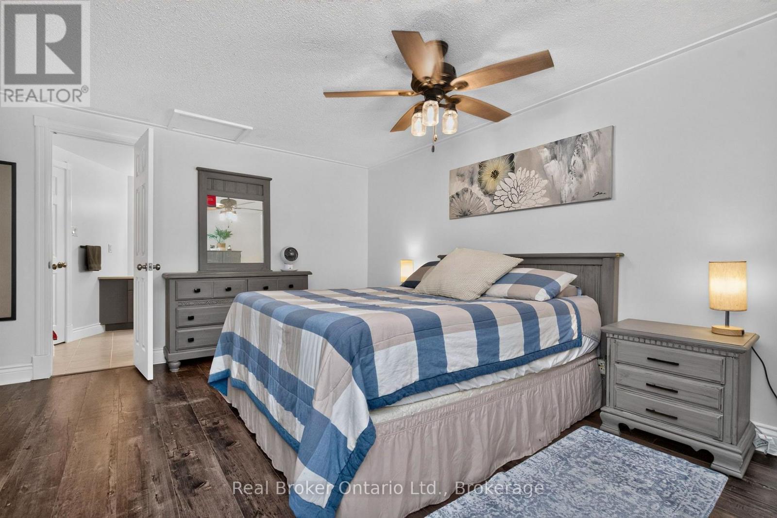 723 ALGONQUIN DRIVE - 16