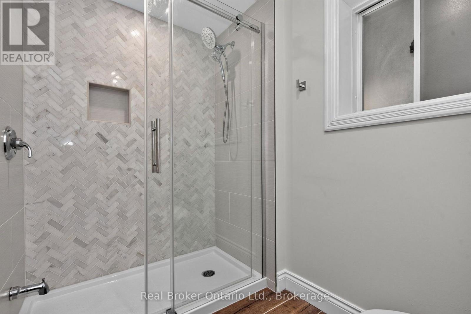 723 ALGONQUIN DRIVE - 28