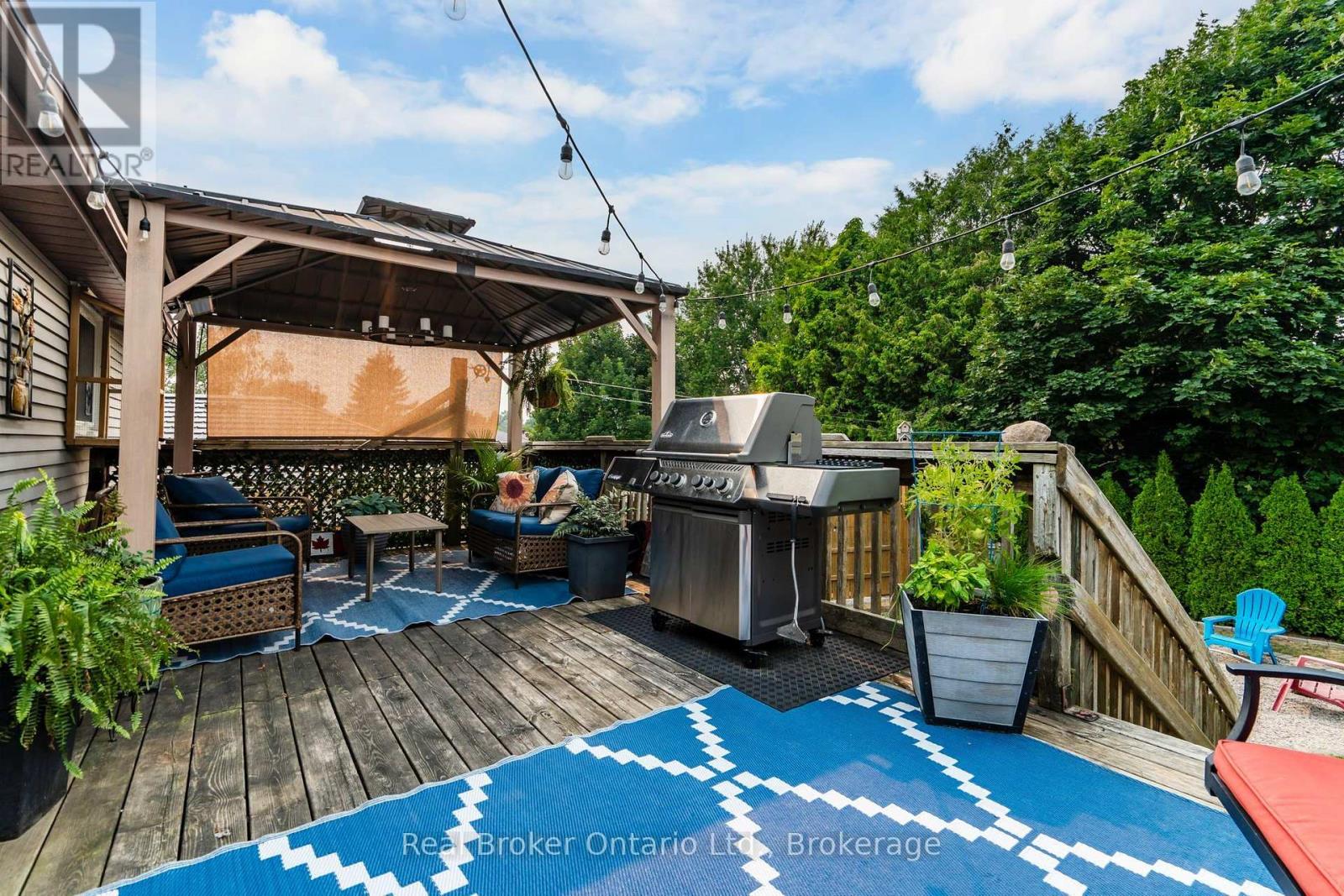 723 ALGONQUIN DRIVE - 30