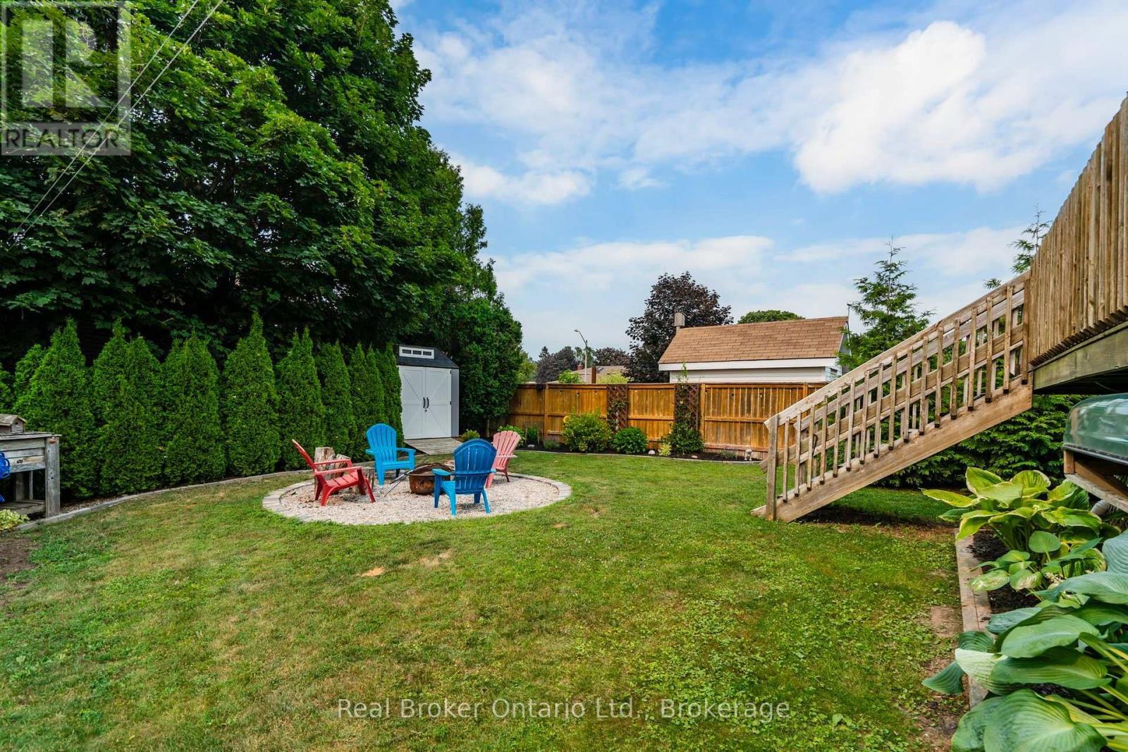 723 ALGONQUIN DRIVE - 35