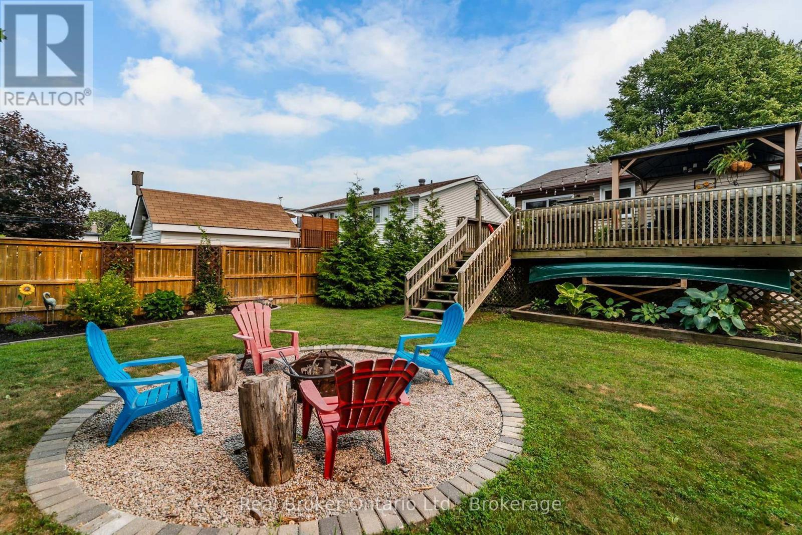 723 ALGONQUIN DRIVE - 39