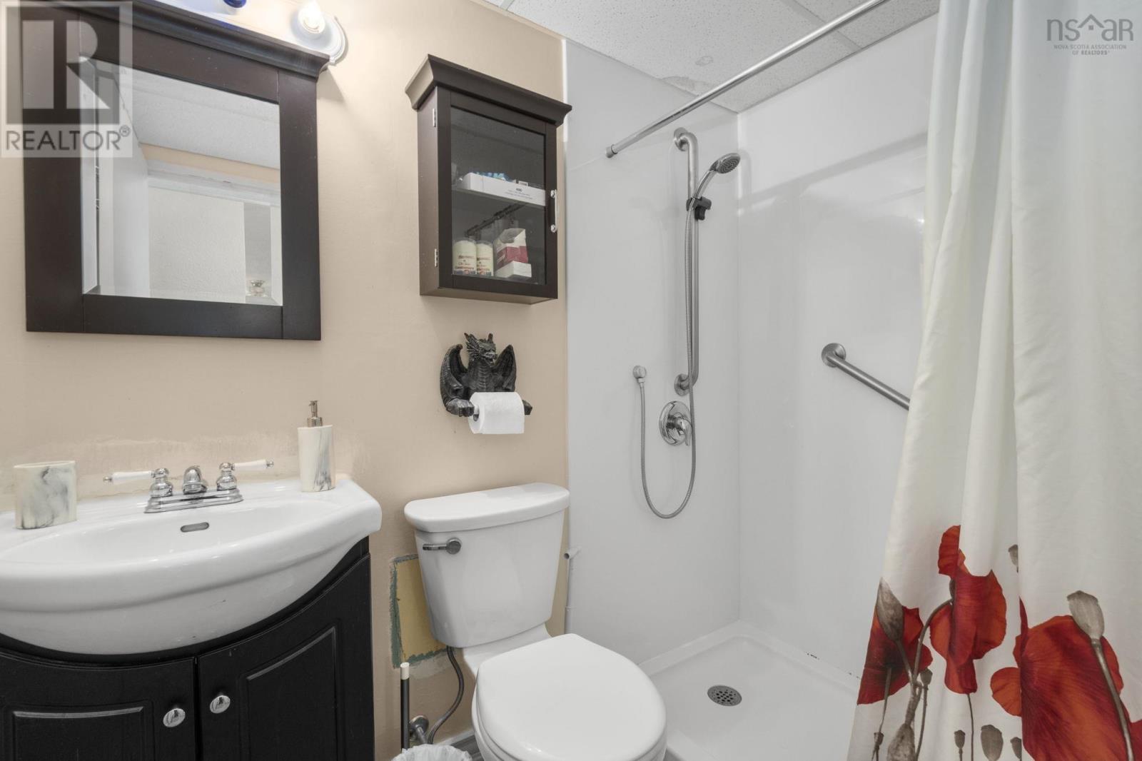 #407 5572 North Ridge Road - 22