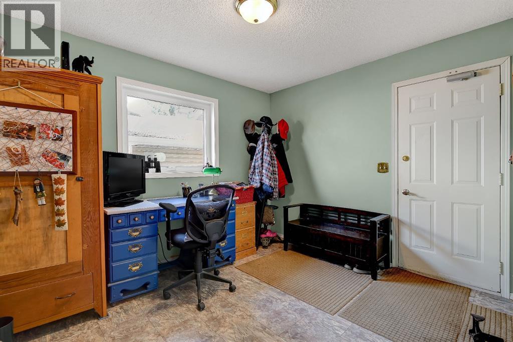 8002 103 Street - 19