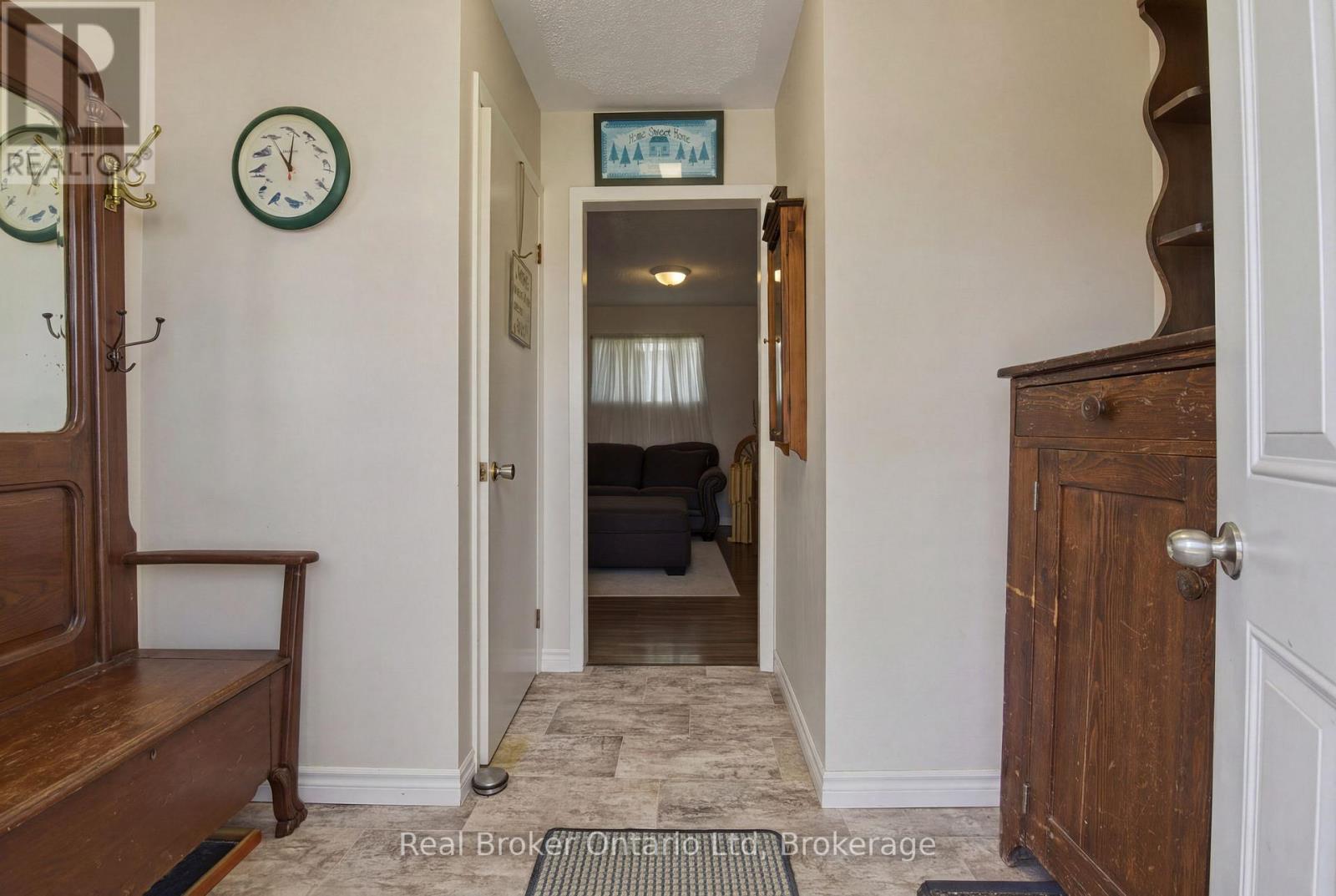 117005 GREY 3 ROAD - 6