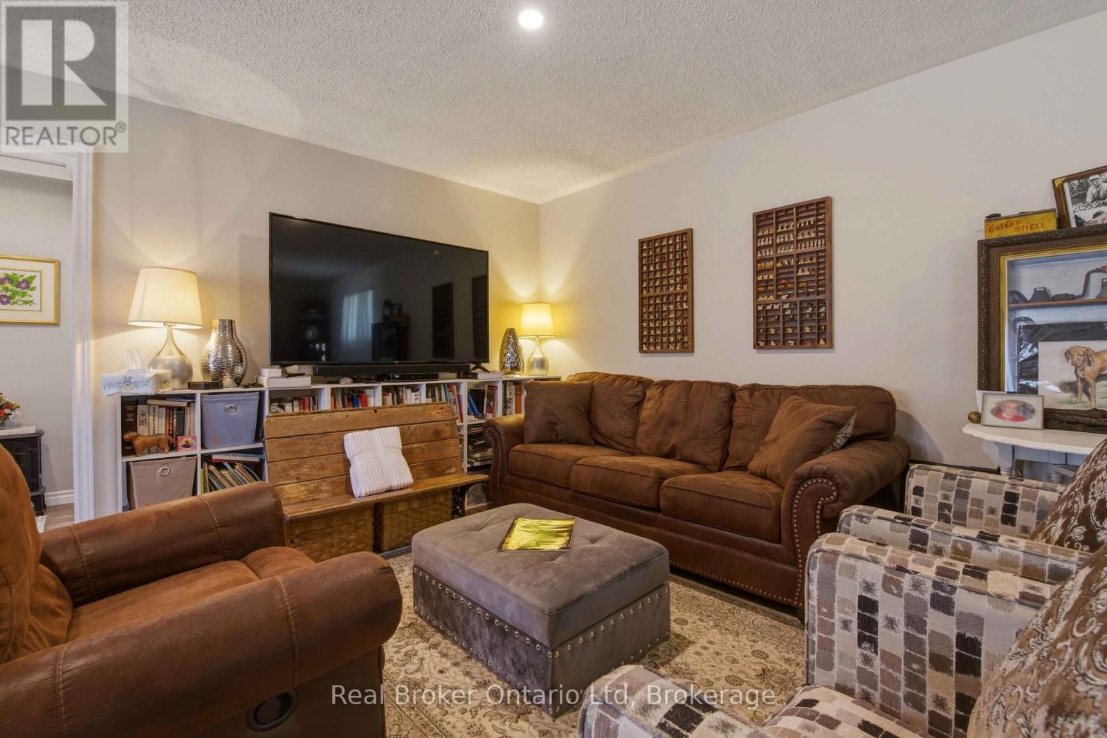 117005 GREY 3 ROAD - 9