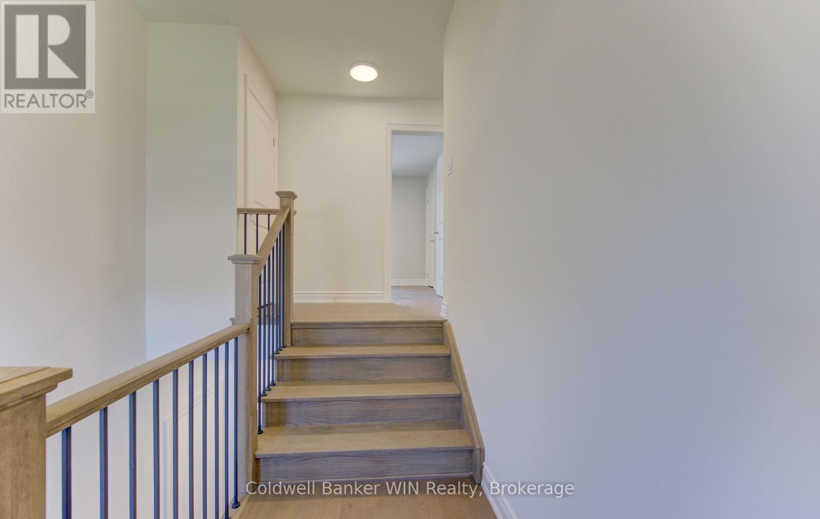 641 MARTIN STREET - 35