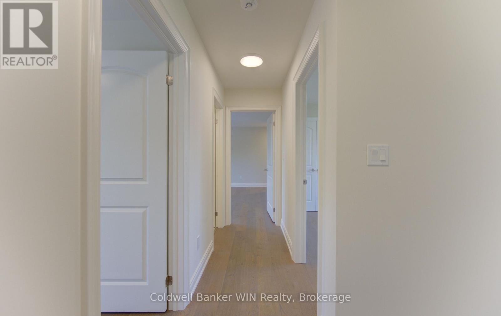641 MARTIN STREET - 36